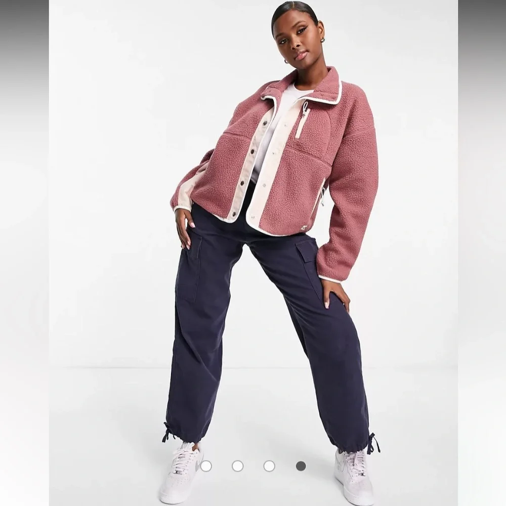 The North Face Cragmont high pile fleece jacket in pink - Picture 1 of 1